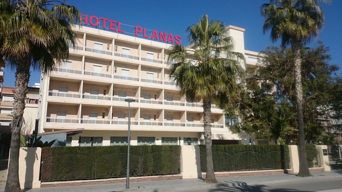 Hotel Planas Salou Buitenkant foto